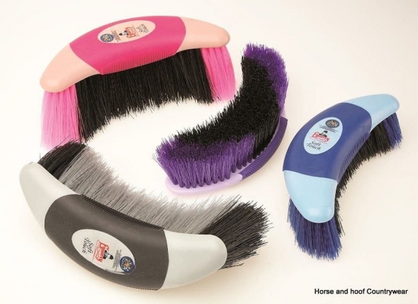 Vale Brothers Soft Touch Boomerang Dandy Brush